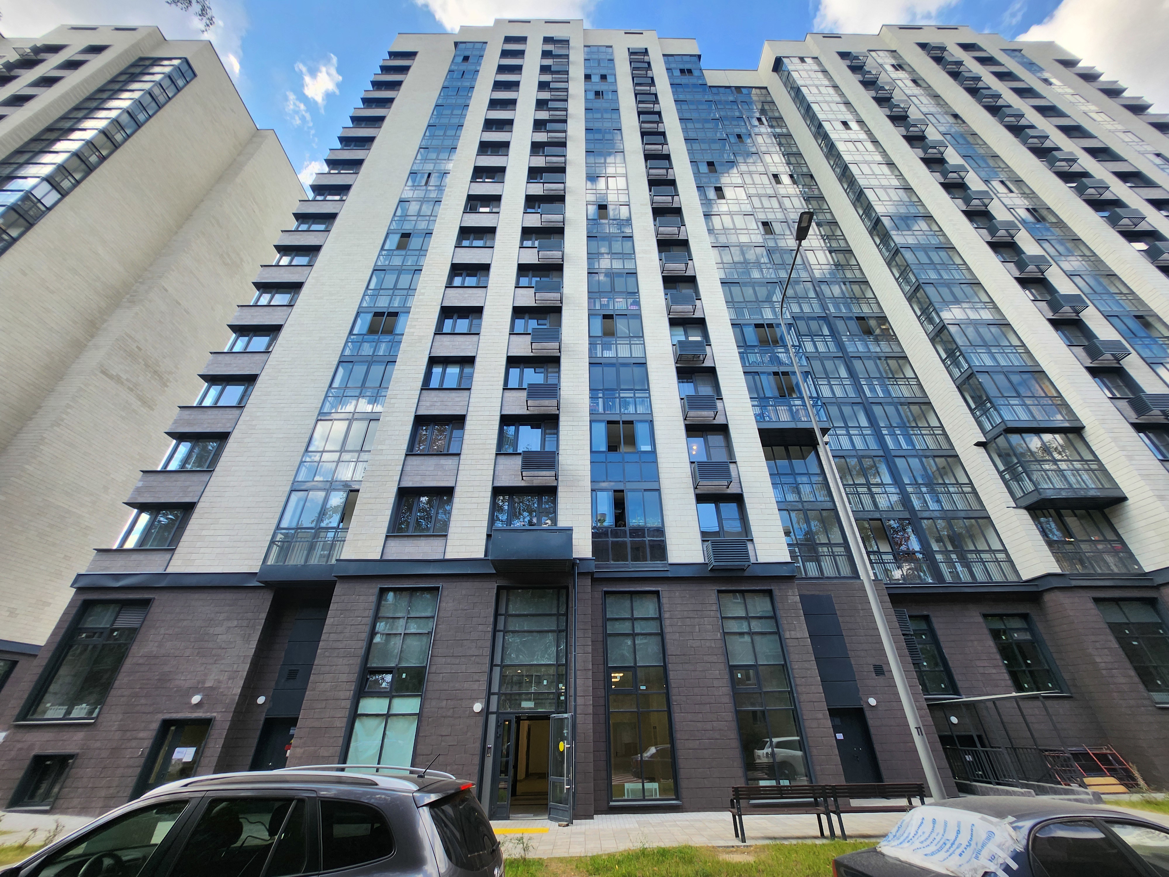 Помещения для бизнеса в новом доме на улице Бехтерева реализуют на аукционах